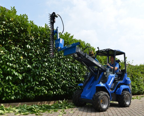 hedge-trimmer for mini loader