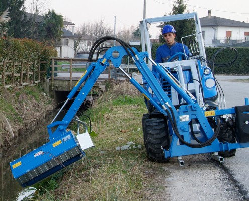 side-flail-mower for mini loader