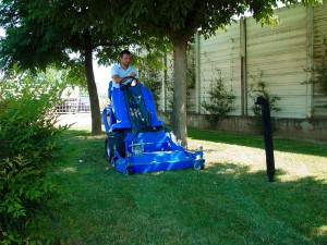 MultiOne mini loader 1 series with lawn mower
