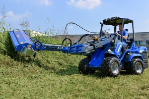 MultiOne mini loader 8 series with flail mower with side shift