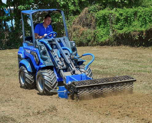 MultiOne mini loader 8 series with power harrow