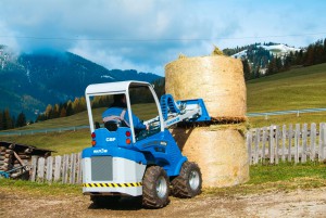 MultiOne mini loader S630 with bale fork