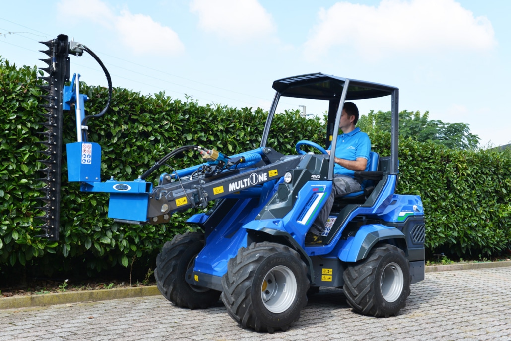 MultiOne mini loader EZ series with hedge cutter 01