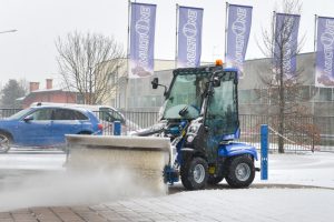 MultiOne mini loader 2 series with rotary broom 02