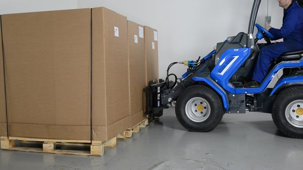 Multione pallet fork with side shift 02