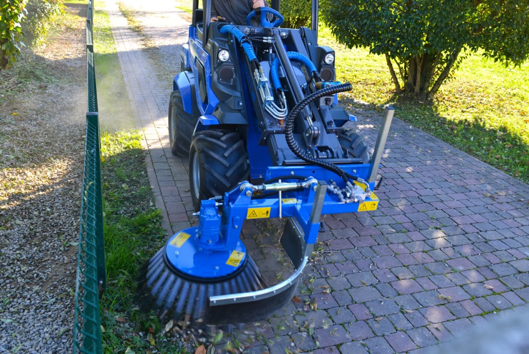 Multione weed brush 04